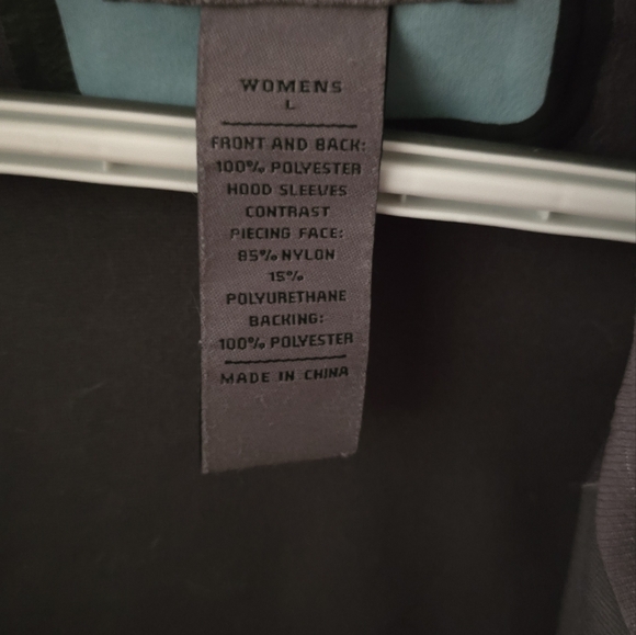 Womens REI Rain Jacket. Size Large - Picture 6 of 16